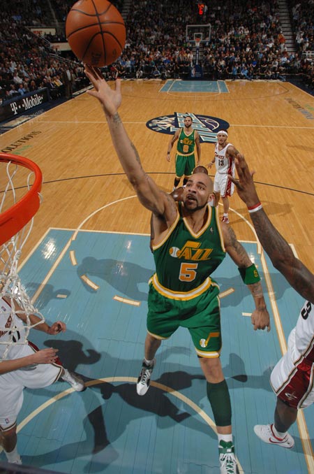 中超半场：阿苏埃破门，吴曦点射，申花2-0领先津门虎（中超半场战报：阿苏埃建功，吴曦点射，申花2-0暂领先津门虎）