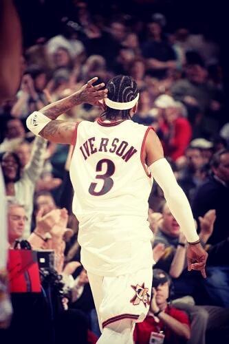 詹姆斯：末节我们给了太阳追分机会 因为让他们频繁站上罚球线（詹姆斯：末节犯规过多，太阳靠罚球迫近比分）