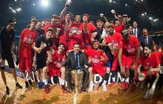 马尔基西奥质疑伊尔迪兹被换下：我绝不会把他换下，他太重要（马尔基西奥质疑换人决定：伊尔迪兹太重要，绝不能换）