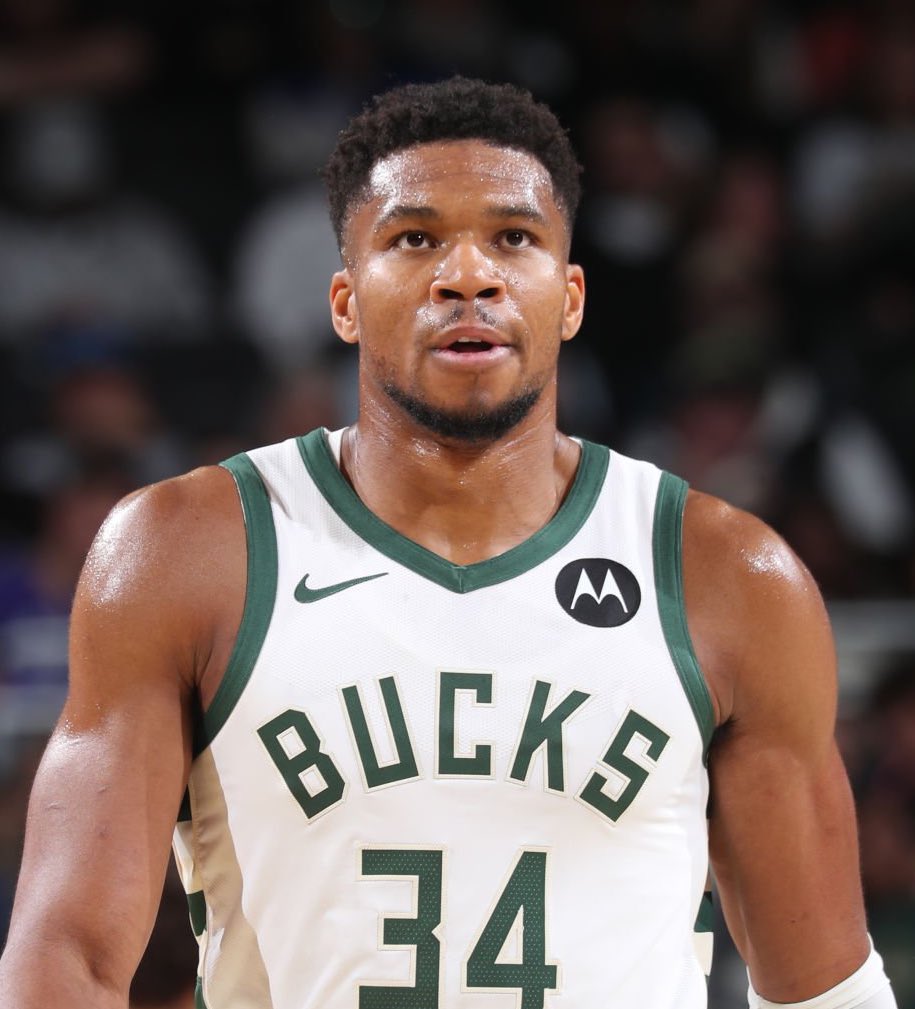 国安亚冠末轮计划展示足协杯奖杯但未成行，将为池忠国办纪念仪式（国安亚冠末轮未能展示足协杯奖杯，后续将为池忠国办纪念仪式）