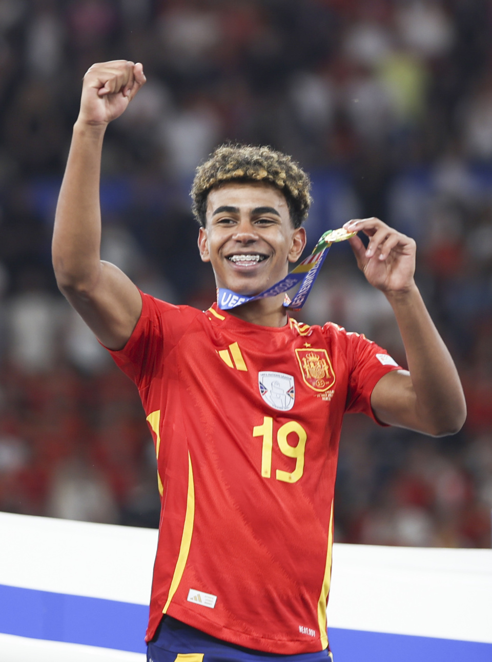 精准三分，杜兰特成为球队关键（杜兰特三分神准，化身球队关键先生）