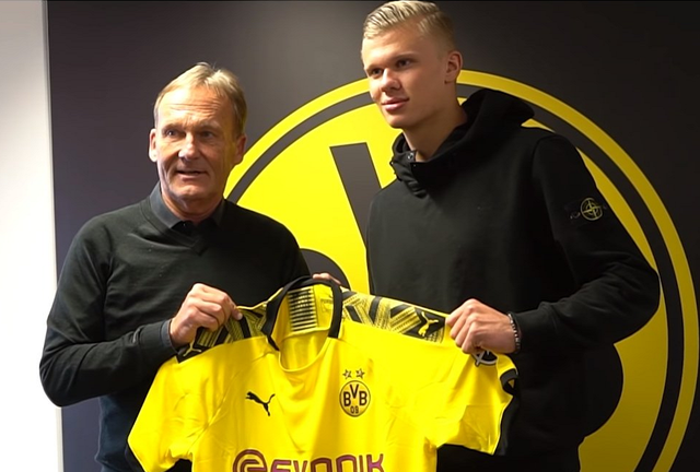 欧冠淘汰赛前瞻：拜仁客战曼城,（欧冠淘汰赛前瞻：拜仁做客挑战曼城）